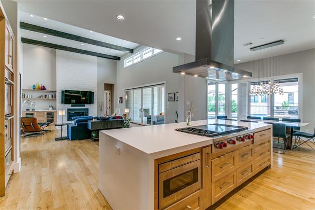 Building Photo - 2218 Castilian Path