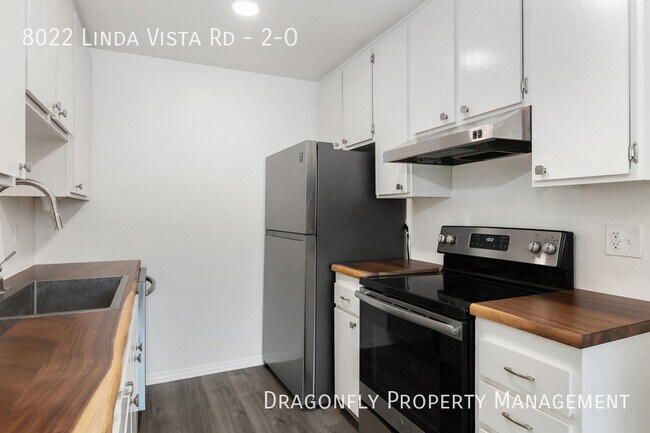 Building Photo - 8022 Linda Vista Rd