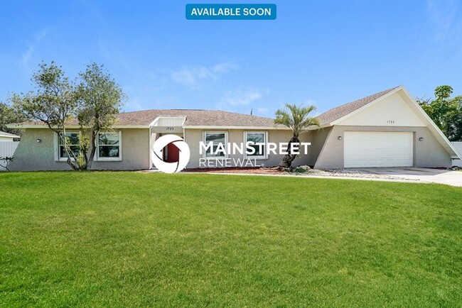 Primary Photo - 1725 SW 2nd Pl
