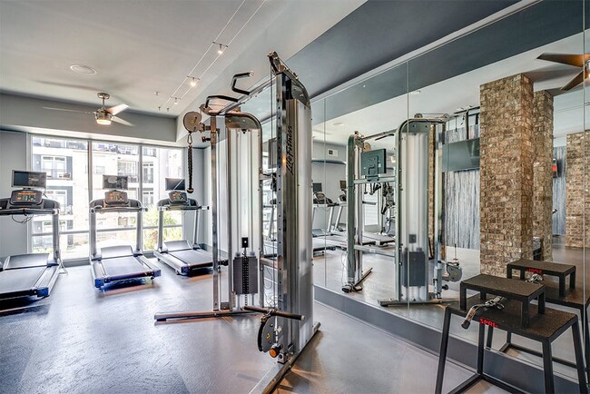 Building Photo - Cortland Midtown East