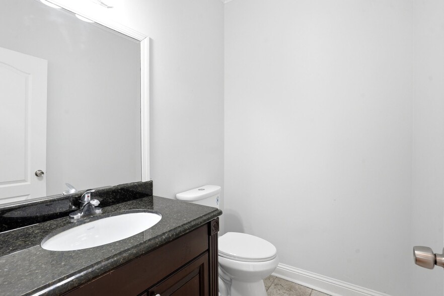 Building Photo - 50 Pope St SW