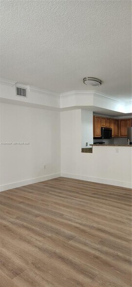 Building Photo - 357 Almeria Ave