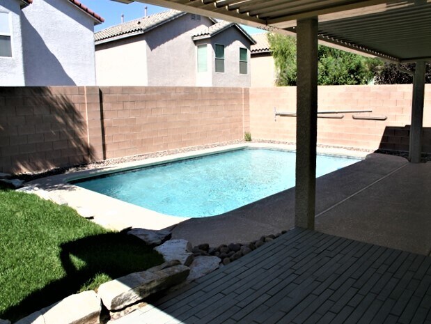 Building Photo - 11669 Elianto St