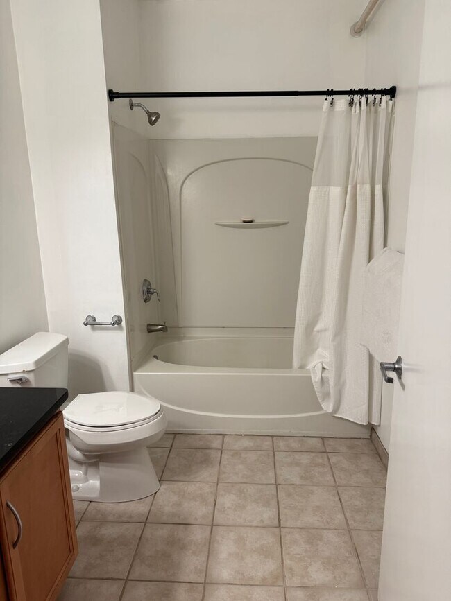 Building Photo - Lehigh Riverport Condo Available