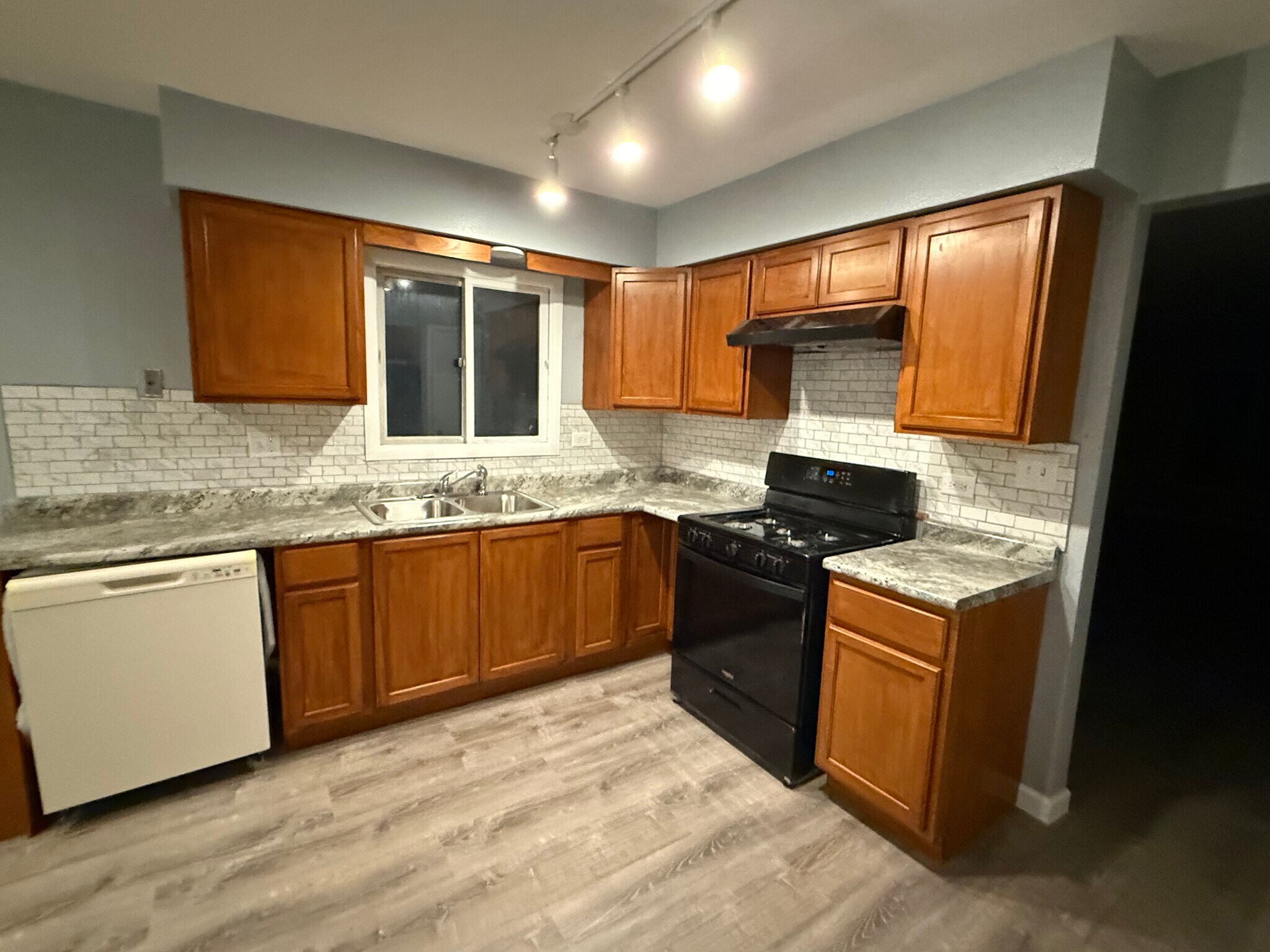 Building Photo - 18329 West St