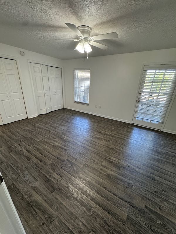 Building Photo - 1725 NE 2nd St