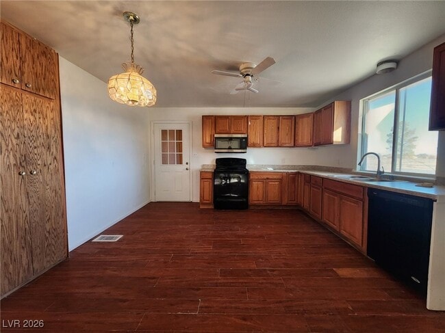 Building Photo - 2640 Tough Girl Rd