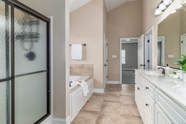 Building Photo - 509 Hardwick Ct