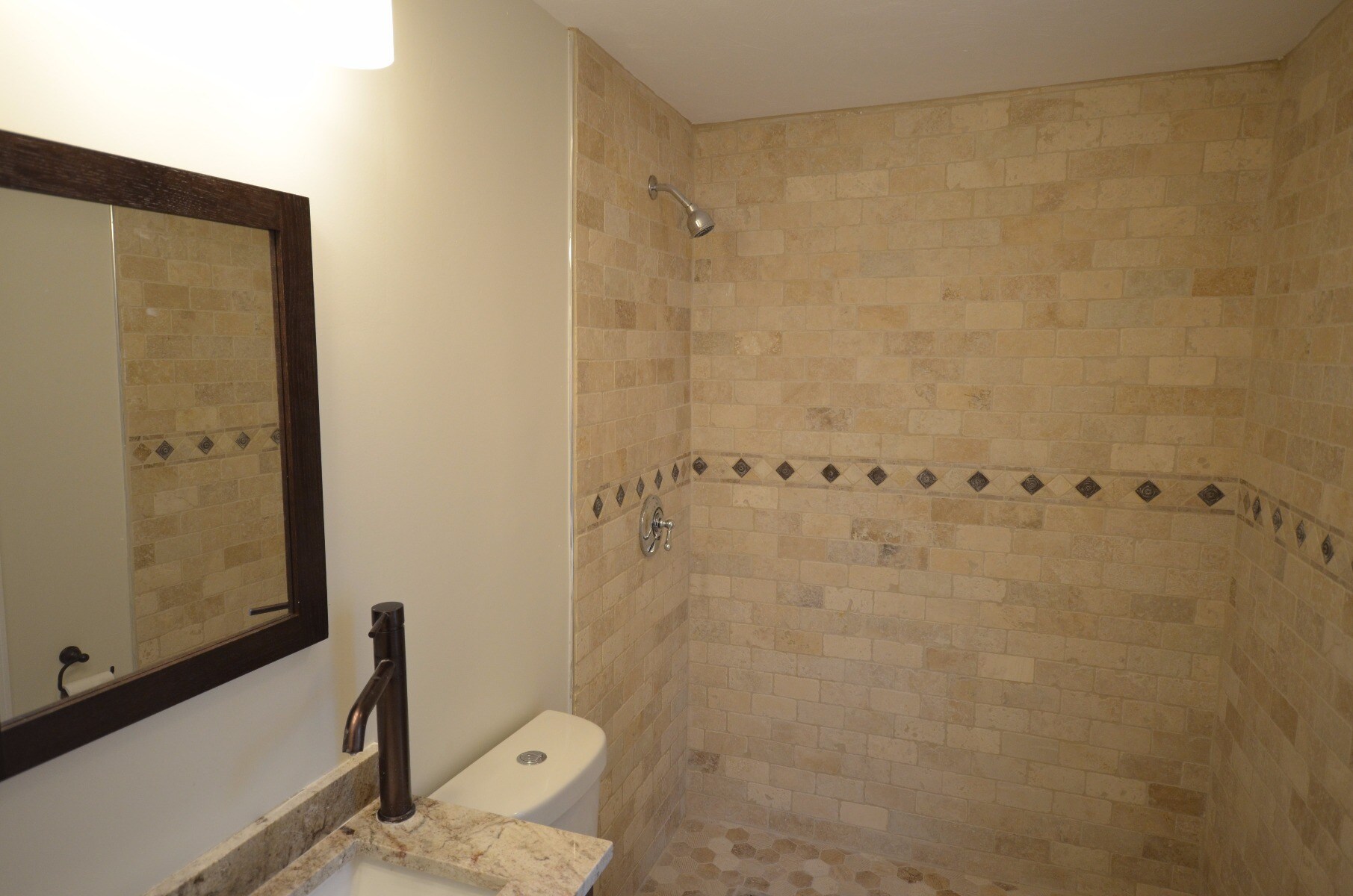 Building Photo - 130 Brooks St