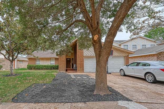 Building Photo - 21631 Park Villa Dr