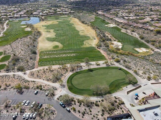 Building Photo - 41520 N River Bend Ct