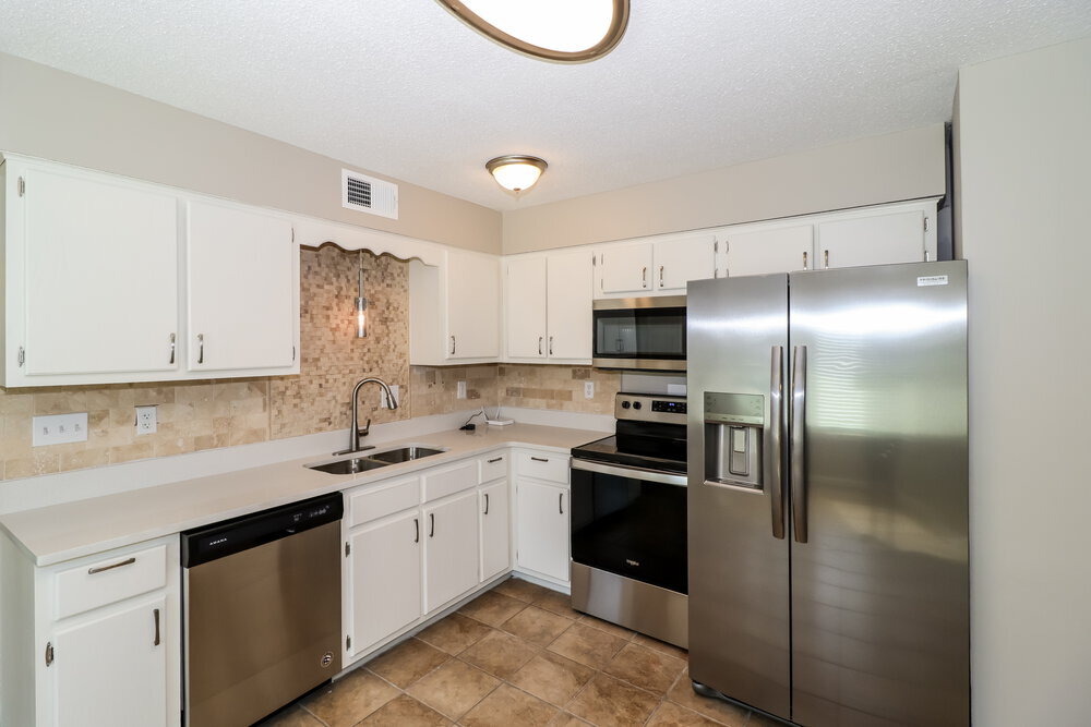 Building Photo - 1040 Trappers Cove