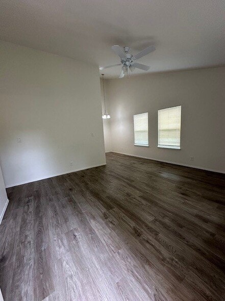 Building Photo - 311 Flournoy Dr