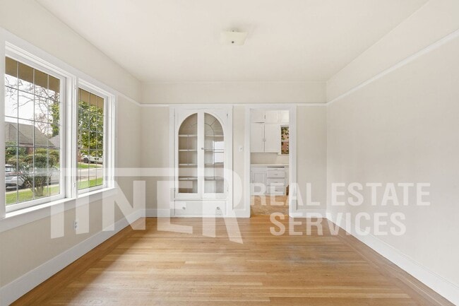 Building Photo - 1701 41st St