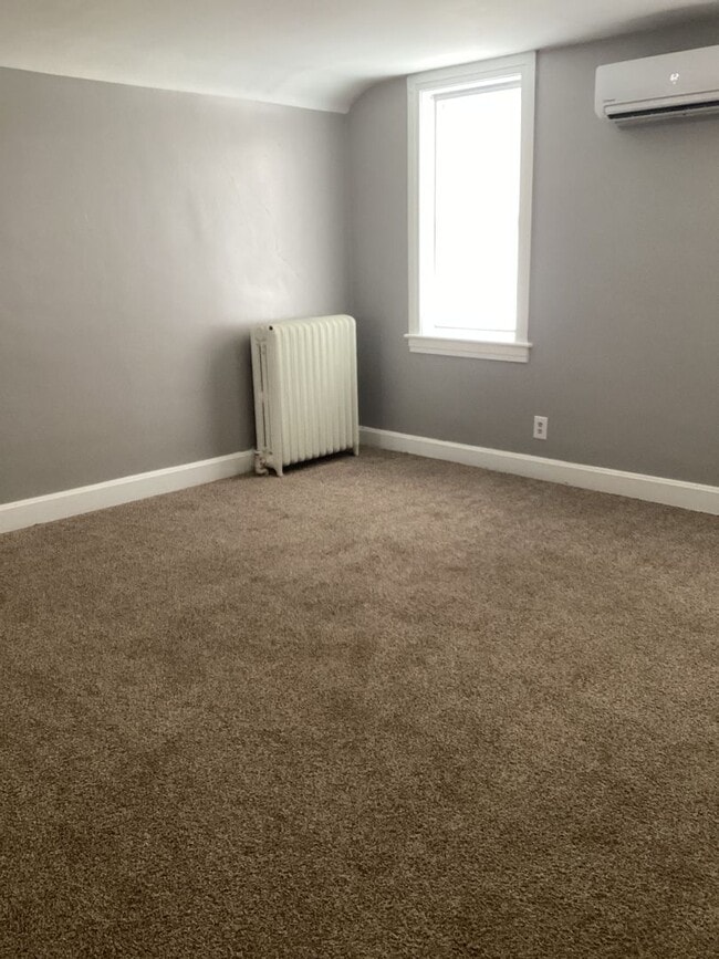 Building Photo - 248-250 E. Main St