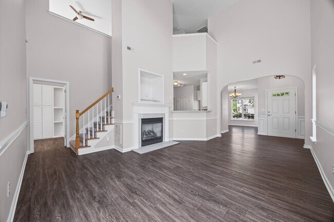 Building Photo - Idyllic 3-bed, 2.5 bath in the desirable W...