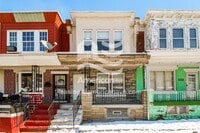 Building Photo - 4935 N Franklin St