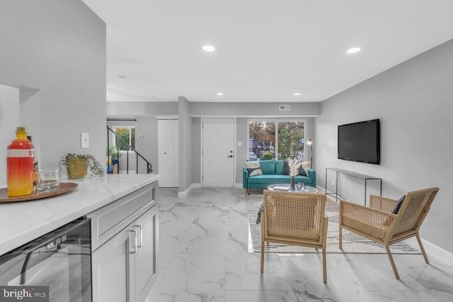 Building Photo - 201 Timber Creek Rd