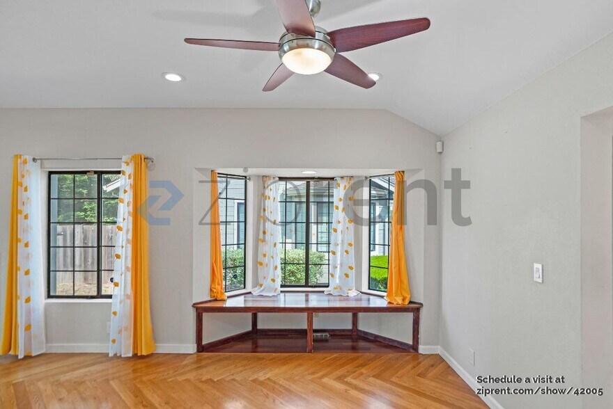 Building Photo - 871 Praderia Cir