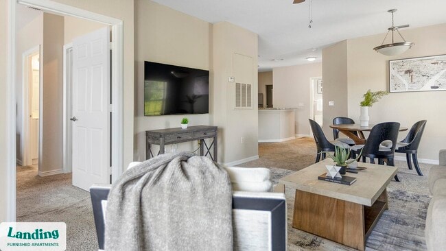 Building Photo - 3695 Island Club Dr