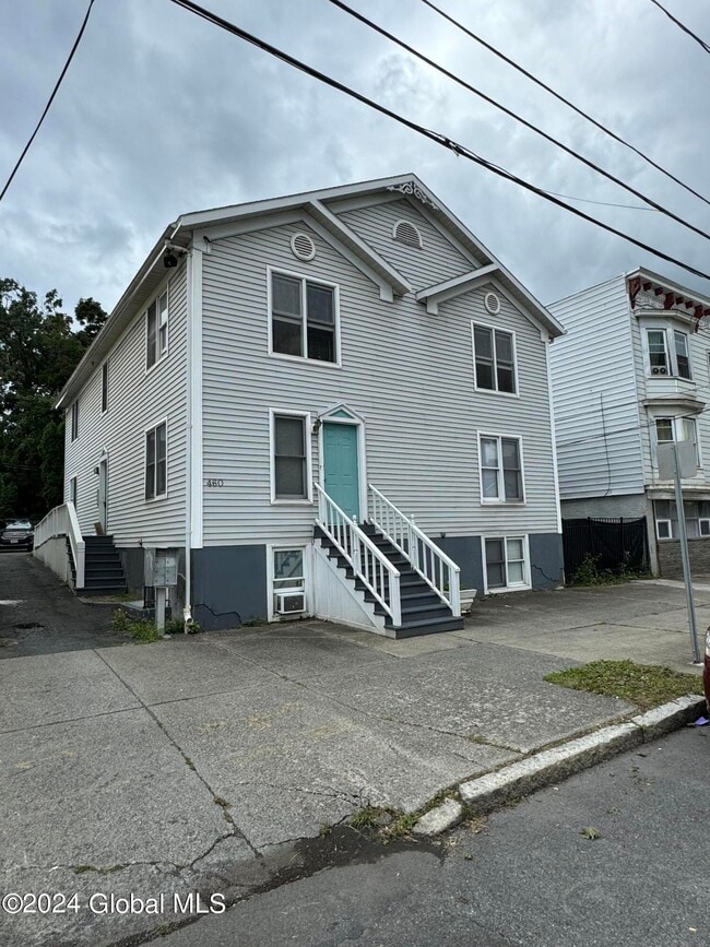 Building Photo - 460 Washington Ave