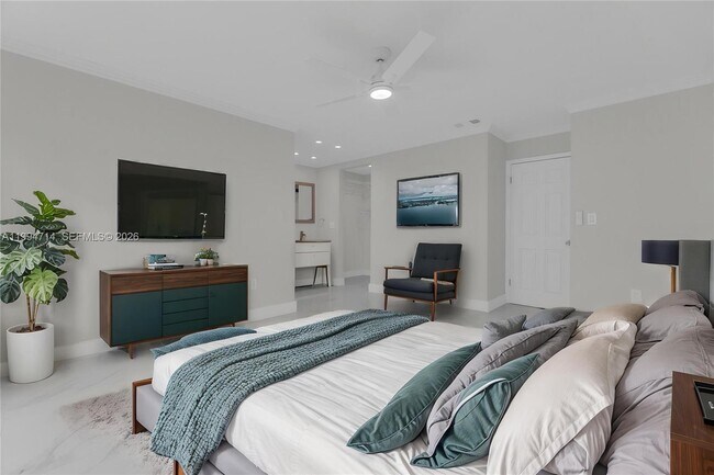 Building Photo - 14480 SW 115th Terrace