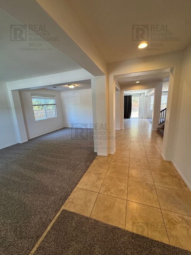 Building Photo - 34574 Black Cherry St