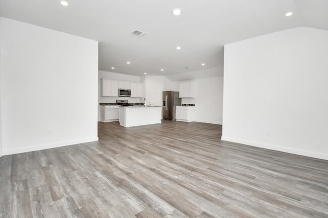 Building Photo - 1123 Briscoe Ct