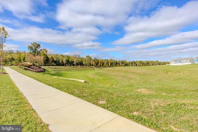 Building Photo - 110 Charing Cross Dr