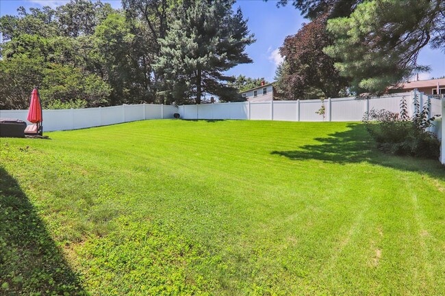 Building Photo - COMING SOON - Fresh and Updated - 4Bed/3Bath Split Level  w/ spacious yard