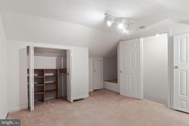 Building Photo - 1454 N Quinn St
