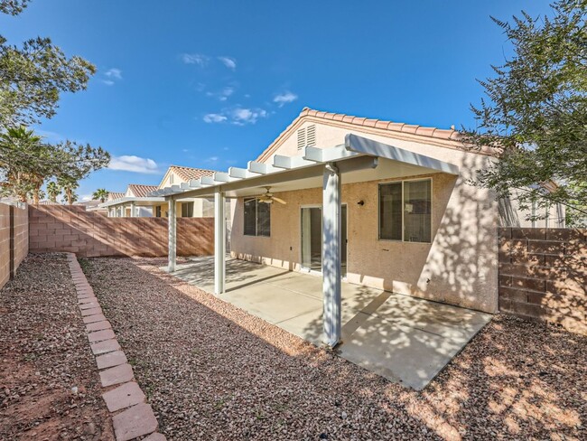 Building Photo - Cute and cozy 2 bedroom