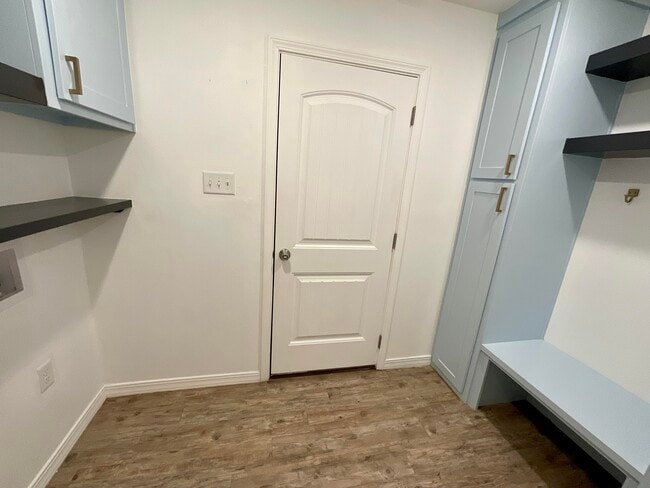 Building Photo - 8805 17th St