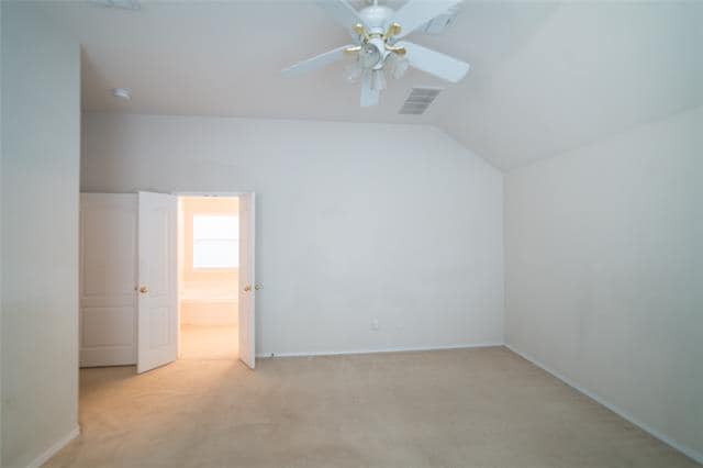 Building Photo - 571 Hawken Dr