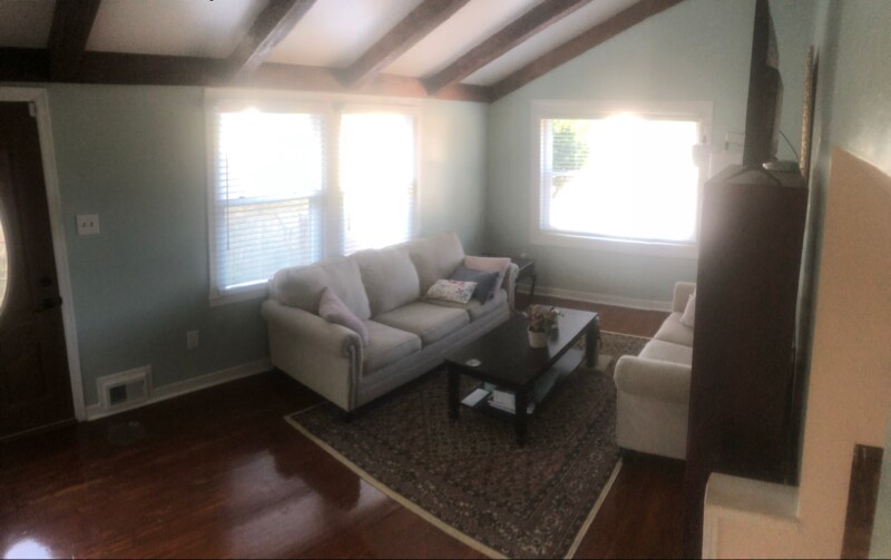 Building Photo - 515 Barrymore Dr