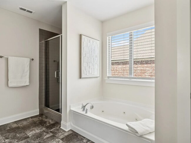 Building Photo - Fabulous 5BR Home in Thompsons Station