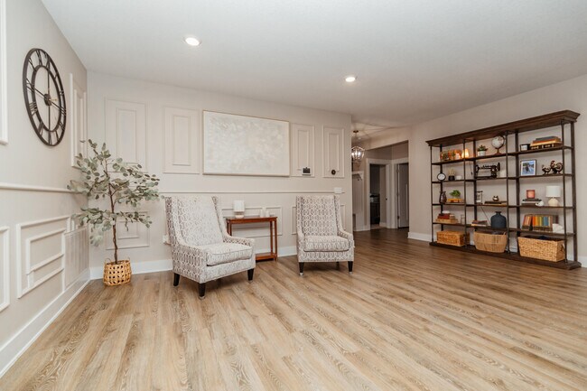 Building Photo - 1106 Shoal River Dr