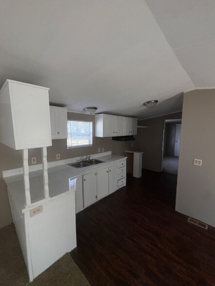 Building Photo - 18493 Prickley Ash Way