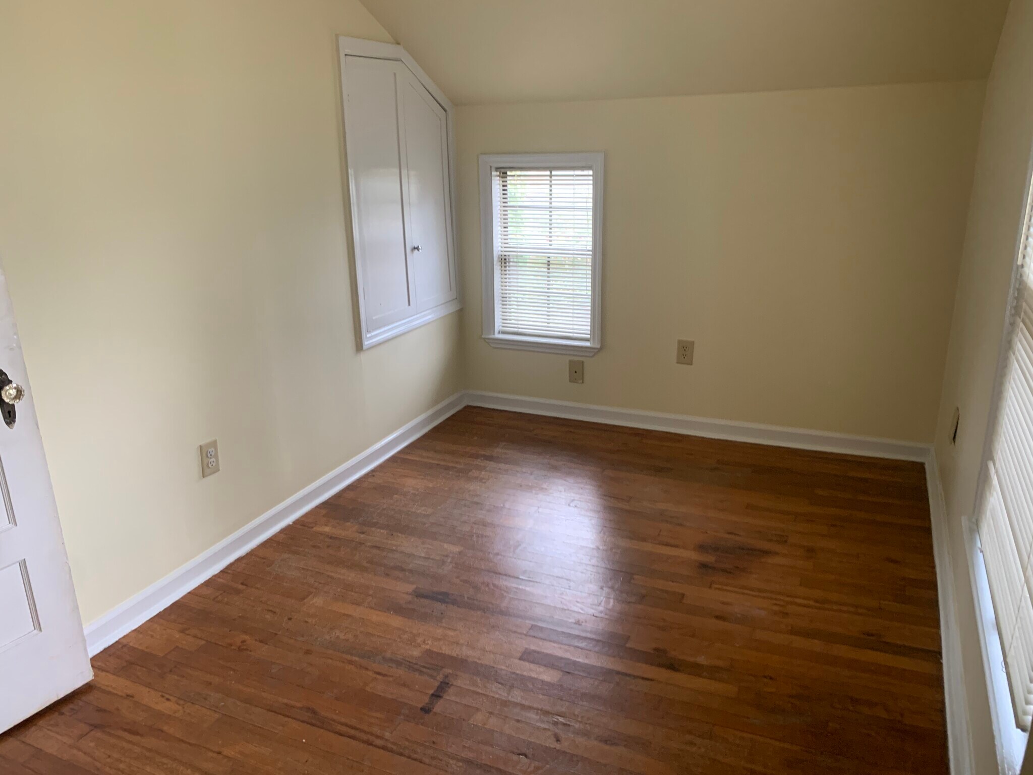 Second bedroom from corner - 820 N Jackson St