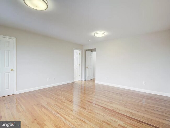 Building Photo - 4316 4th St NW