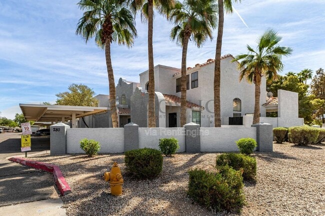 Building Photo - 280 S Elizabeth Way