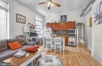 Building Photo - 3017 W Girard Ave