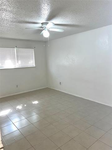 Building Photo - 6601 Woodway Dr