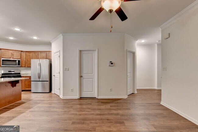 Building Photo - 979 Parkside Wood Ct