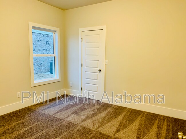 Building Photo - 3211 Jordan Farm Cir