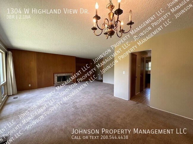 Building Photo - 1304 W Highland View Dr