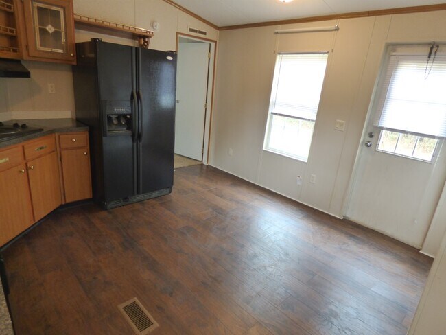 Building Photo - 404 Loggerhead Ct