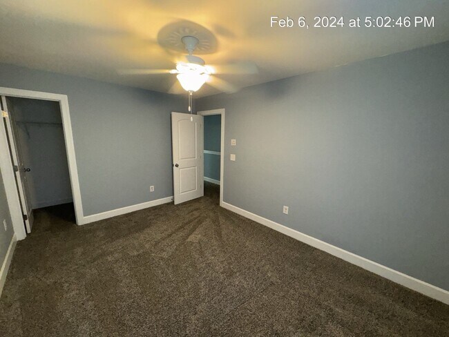 Building Photo - 118 Blackhawk Lane