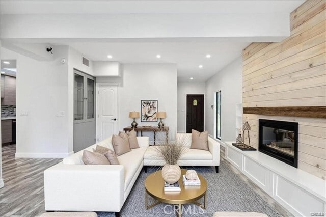 Building Photo - 10831 Roycroft St