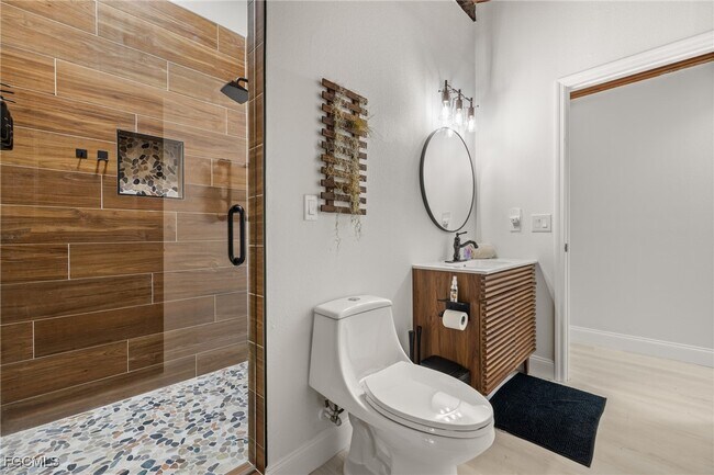 Building Photo - 17780 Caloosa Rd